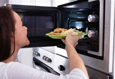 Cooking in Microwave: Types, Benefits, How to Use & more