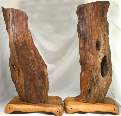 Unknown - Pair of Figural Koa Wood Sculptures For Sale at 1stDibs