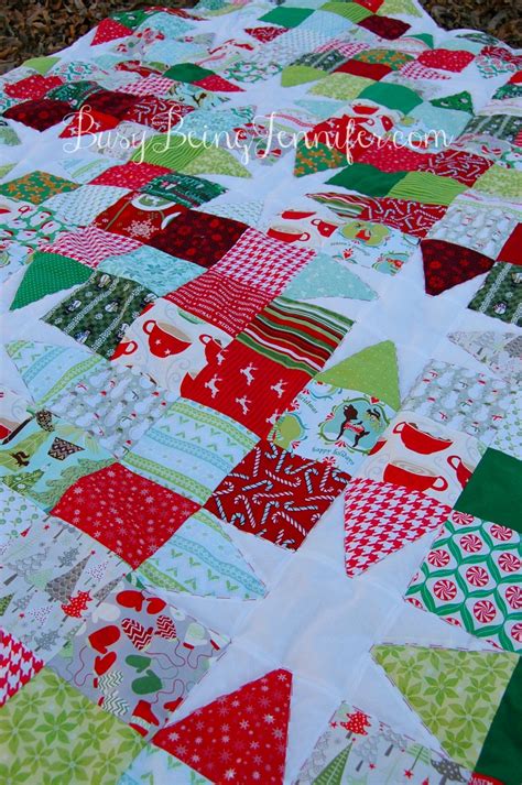 Christmas Stars Scrappy Quilt - Busy Being Jennifer