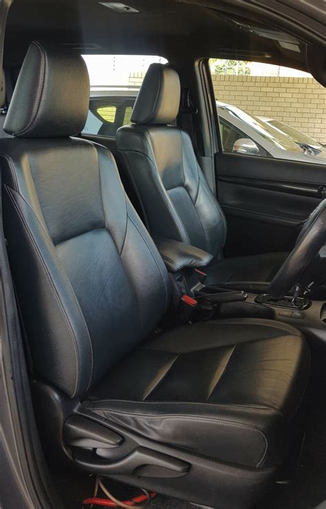 Toyota Hilux GD6 Double Cab Leather Seat – Auto Leather Trimmers