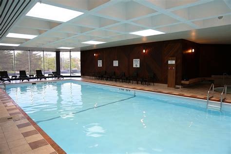 Holiday Inn Gatineau - Ottawa Pool: Pictures & Reviews - Tripadvisor