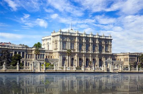 Dolmabahce Palace - History and Facts | History Hit