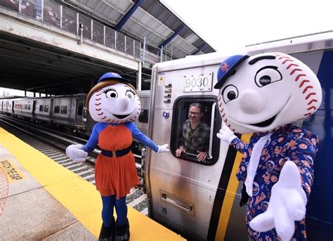 24/7 LIRR Service to Mets-Willets Point | Citi Field Access