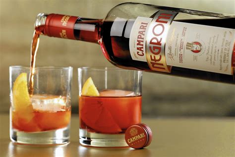 Bottled Negronis hit liquor stores — but are they any good? - Chicago Tribune