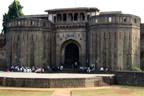 Shaniwar Wada Fort In Pune | Shaniwar Wada Fort Sightseeing | Times of ...