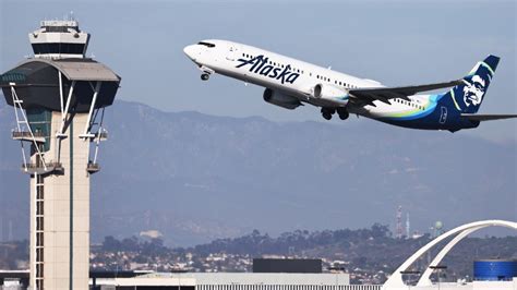 Alaska Airlines Emergency Landing: FAA Investigation and NTSB Updates - Archyde