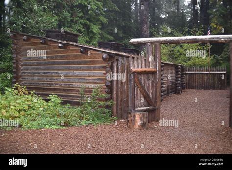 Fort clatsop winter quarters hi-res stock photography and images - Alamy