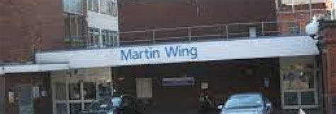 Leeds General Infirmary, Martin Wing Main entrance leeds – Just Visits