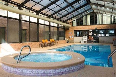 Discount Coupon for Comfort Inn & Suites in Perry, Georgia - Save Money!