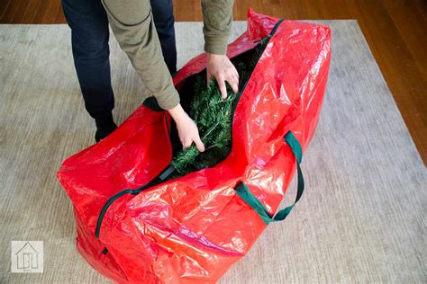 Zober Christmas Tree Storage Bag Review: A Low-Cost Solution