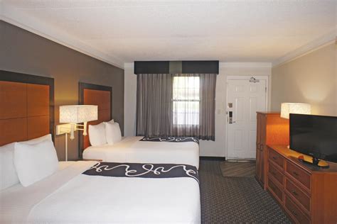 Days Inn by Wyndham Gainesville University I-75 | Gainesville, FL Hotels