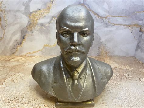 Bust of Vladimir Lenin Soviet Figurine Desk Bust Lenin - Etsy | Vladimir, Vladimir lenin, Soviet