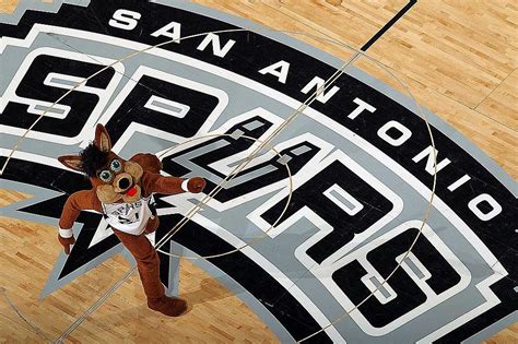 San Antonio Spurs Mascot Wins Mascot of the Year