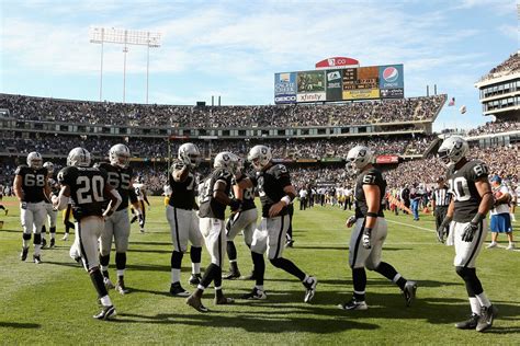 Raiders vs. Jaguars: Oakland sell-out streak in jeopardy, blackout ...