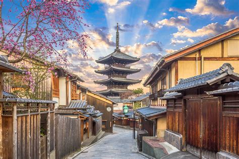 The 17 Best Things to Do in Kyoto, Japan – TravellyClub