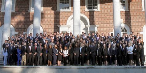 Mercer Law School Welcomes Class of 2022 - The Den