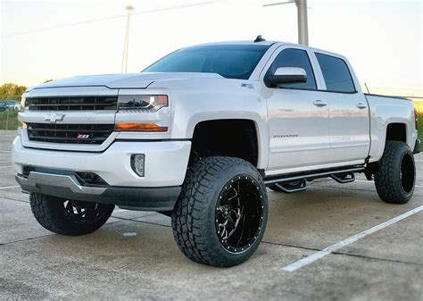 2016 Silverado with 7.5 Roughcountry lift and RBP Glock 22x14 wheels ...