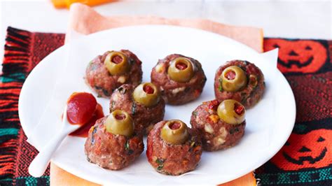 Creepy eyeball meatballs - 9Kitchen