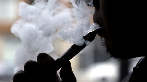 Surgeon general says no vaping for young people | MPR News