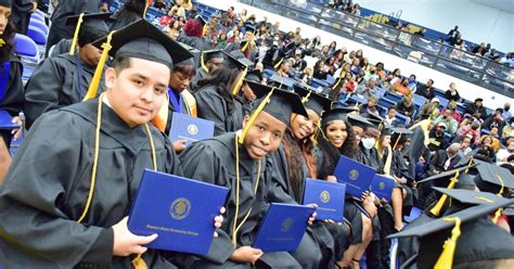 Lawson State Community College Celebrated Fall 2022 Graduates During ...