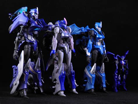 She's Fantastic: Transformers: Prime - Beast Hunters ARCEE!