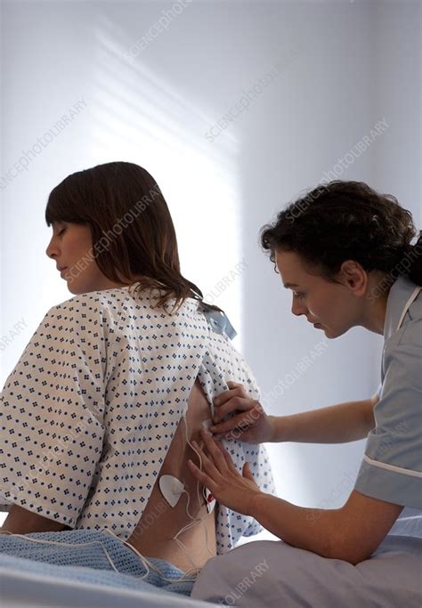 Pain relief during labour - Stock Image - F003/0125 - Science Photo Library