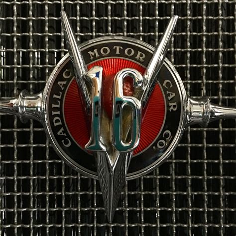 1931 Cadillac V16 Emblem | Vintage cars, Car emblem, Antique cars