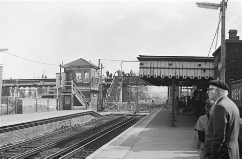 Abbey Wood London 10th April 1975 | A view looking east from… | Flickr