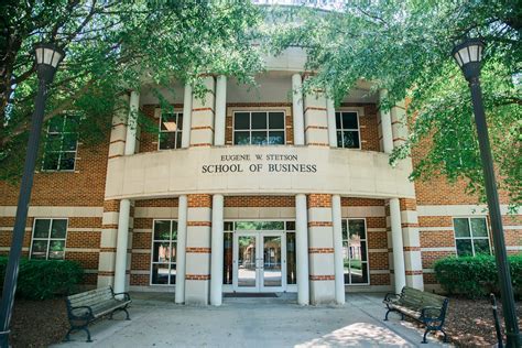 School of Business New Student Orientation: Atlanta and Online Graduate and Evening B.B.A ...