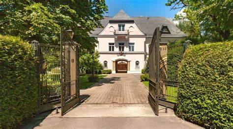 Consorto | Special purpose Pullach Castle in Kolbermoor, Germany