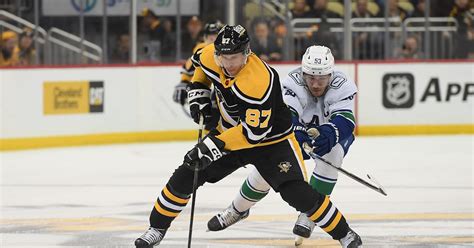 Vancouver Canucks vs Pittsburgh Penguins: Key Players in Action ...