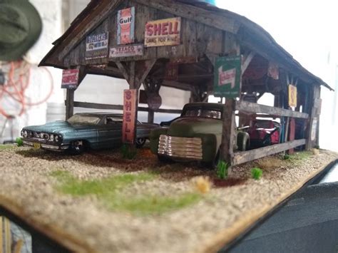 Pin de Will Stager en Diorama ideas | Dioramas, Hot wheels, Garaje