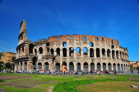 Colosseum | Roman Colosseum - Rome Italy | Beautiful Cathedrals ...
