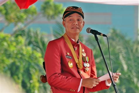 UMK 35 Kabupaten/Kota di Jateng Tahun 2020 Resmi Ditetapkan. Semarang ...