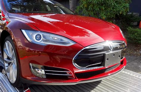 Installing the Tesla Model S Front License Plate