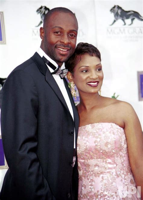 Photo: Pro Football player, Jerry Rice with his wife, received ESPY ...