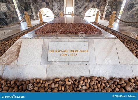 Dr Kwame Nkrumah Mausoleum in Accra, Ghana Stock Photo - Image of letters, grave: 77204646