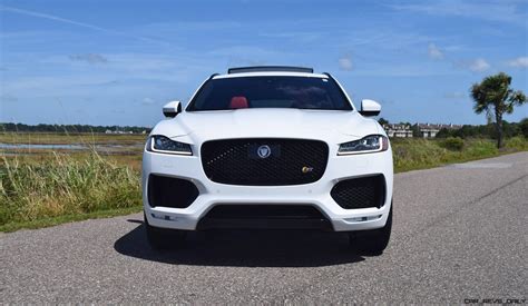 2017 Jaguar F-Pace S - White Exterior 11