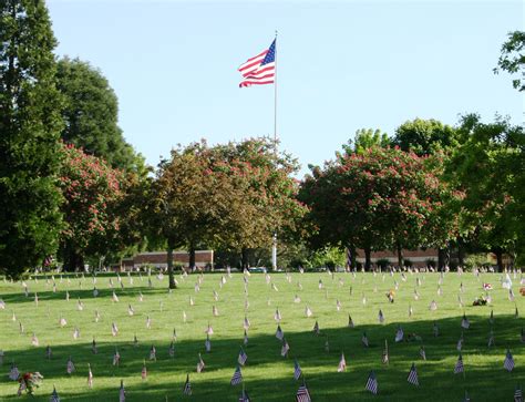 Willamette National Cemetery - Portland, Oregon | National cemetery, American cemetery, Cemeteries