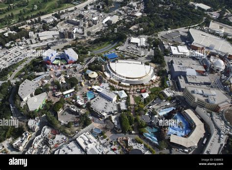 Aerial view of the Universal Studios Hollywood theme park. Los Angeles ...