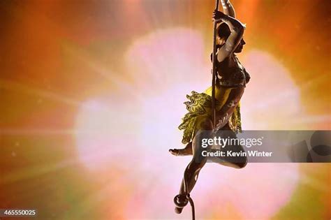 Love (Cirque Du Soleil) Photos and Premium High Res Pictures - Getty Images