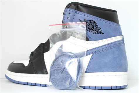 AuthentKicks | Air Jordan 1 Retro High OG Blue Moon