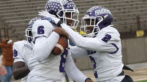 Mount Union football needs Hail Mary to beat Baldwin Wallace