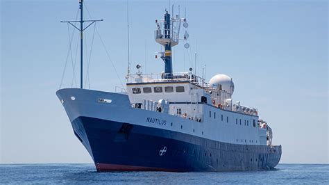 Meet the Explorers: Microbial Ecosystem Services on Seamounts in the Papahānaumokuākea Marine ...