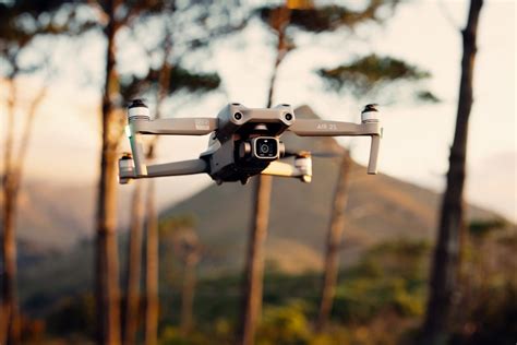 DJI Air 2S enters pro territory with its one-inch camera sensor and 5 ...