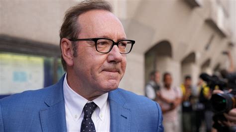 Actor Kevin Spacey to face trial over sexual misconduct allegations | World News - Hindustan Times