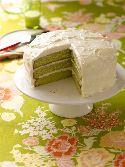 Trisha Yearwood’s Key Lime Cake – Cowboys and Indians Magazine