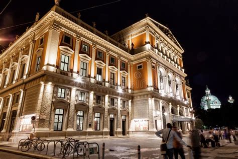 Vienna State Opera House at Night Editorial Stock Photo - Image of ...