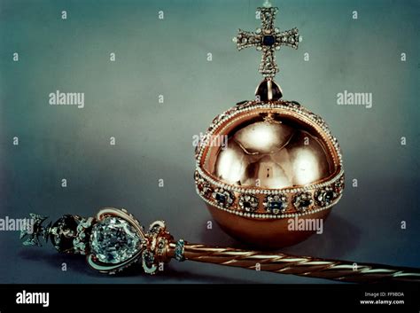 BRITISH CROWN JEWELS. /nSovereign's Orb and Sceptre Stock Photo - Alamy