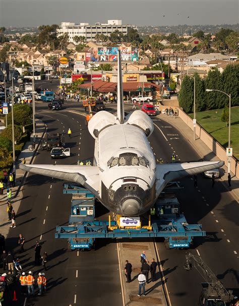 Photos: Space Shuttle Endeavour Travels Through the Streets of Los ...